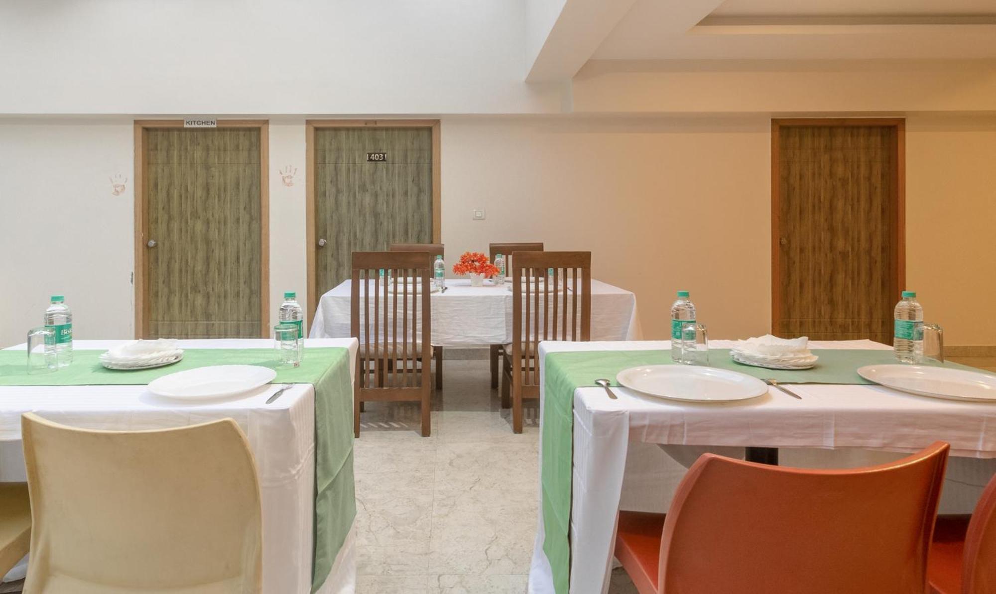 OYO 77066 Anjani Fortune Suites Bangalore Exterior foto